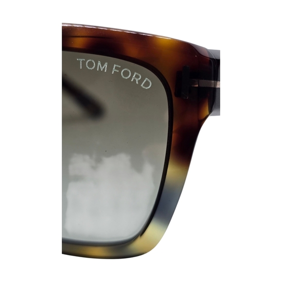 Tom Ford Brown Tortoise Sunglasses - Picture 3 of 6